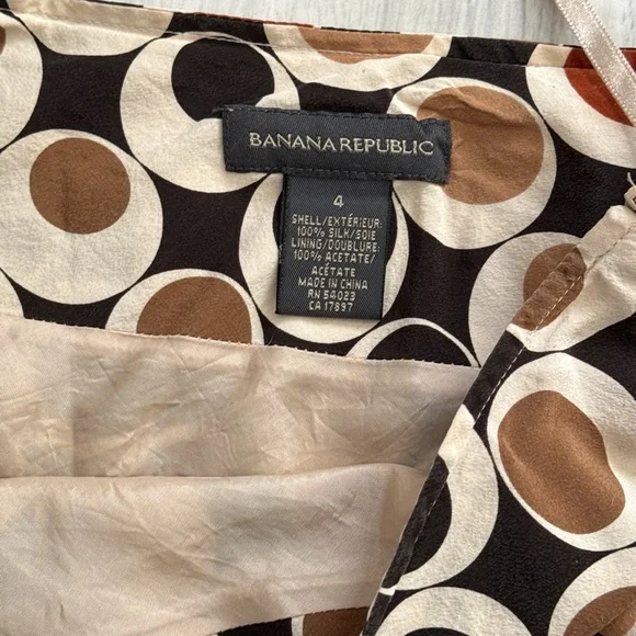 Banana Republic Silk Vintage Pencil Skirt Crepe 60s Retro size 4 Brown Black - Picture 8 of 9